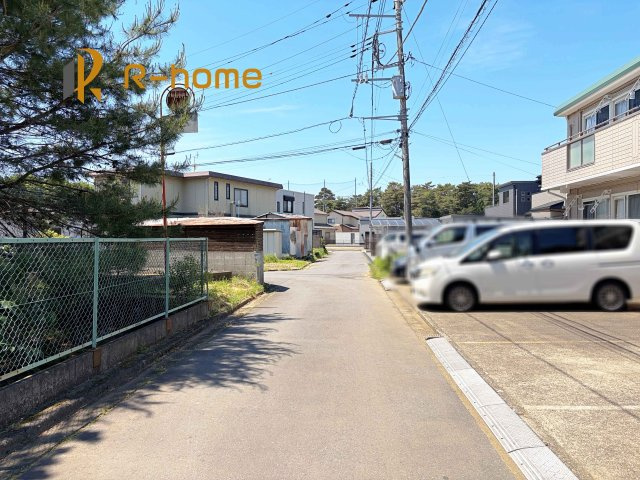 つくばみらい市伊奈東　新築戸建て　B号棟の前面道路含む現地写真|『今から見たい！』大歓迎です♪
お気軽にＲ－ｈomeまでお問い合わせください。
