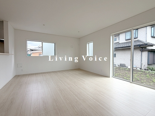 【仲介手数料０円】相模原市中央区田名塩田第16　新築一戸建て　2号棟　全2棟の居間・リビング|相模原市中央区田名塩田第16　新築一戸建て　全2棟