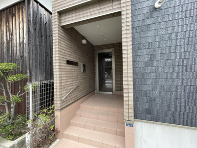 【エントランス】 | ルセリア豊中