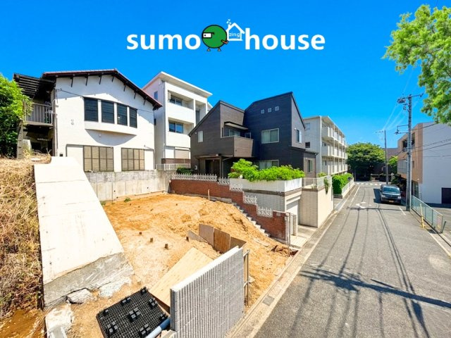 横浜市青葉区もえぎ野027①の前面道路含む現地写真|前面道路含む現地写真です