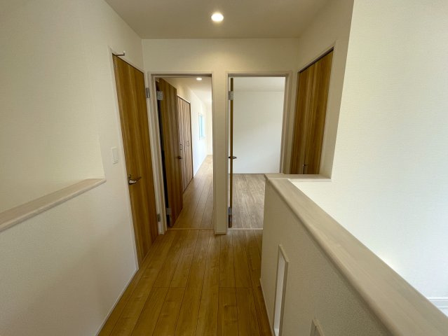 建売とは言え、こんなレベルだったら満足出来ませんか？同業者で住んでいる人も多い、プロに認められた逸品！それが、『旭区中沢３丁目』新築戸建の内装|内装も気になるポイント