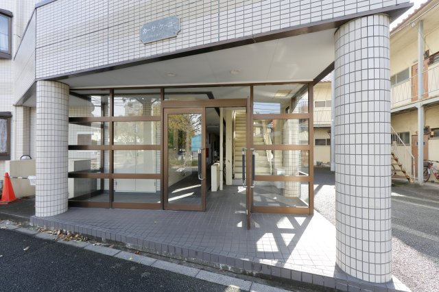 カーサケーユーのエントランス