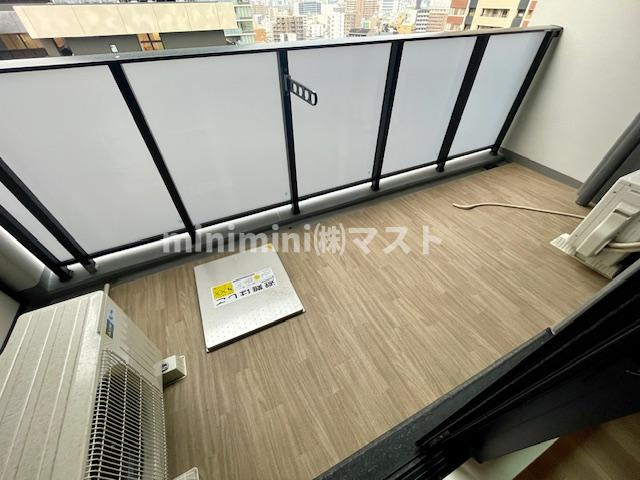 ソルレヴェンテ新梅田のバルコニー