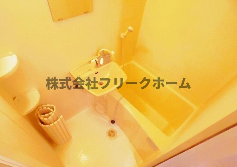 小金井市本町３丁目の賃貸マンションの浴室