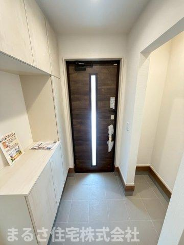 月見ヶ丘1丁目　B号棟の玄関