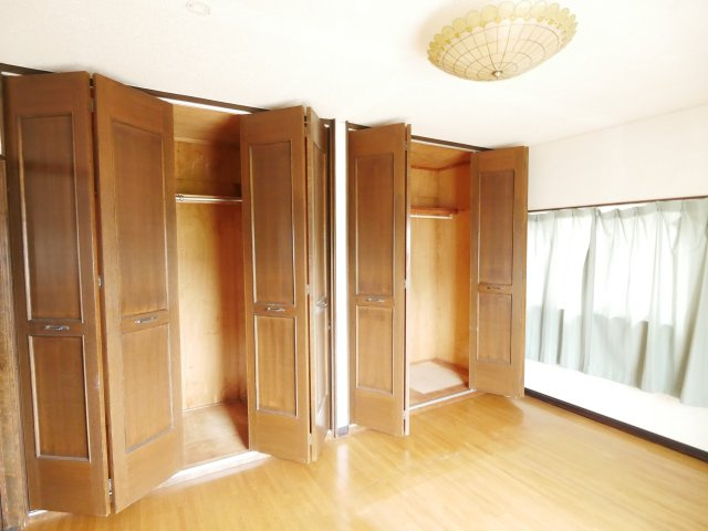 山口市宮野下の中古一戸建の収納|2階洋室