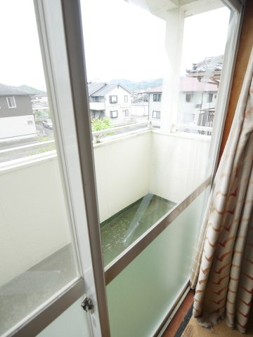 山口市宮野下の中古一戸建のバルコニー|2階和室