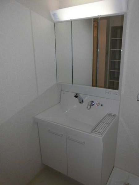 プライムレジデンス西宮の洗面所