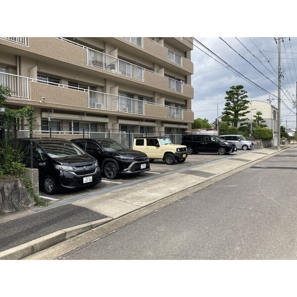 エルスタンザ原の駐車場