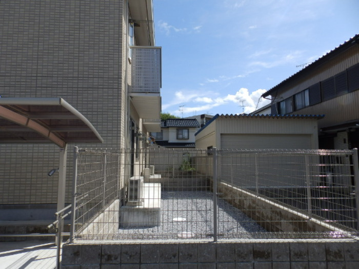 シャルムＡＺＯＮＯのその他共用部分|建物南側