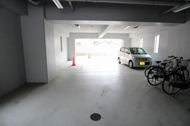 アヴァンティ久留米中央の駐車場|駐車場に車を止められます