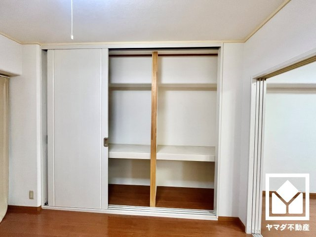 コトーハイツ伏見稲荷A棟の収納