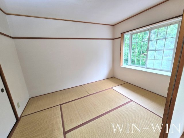 ヒルトップ本郷 Bの和室