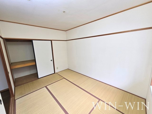 ヒルトップ本郷 Bの和室