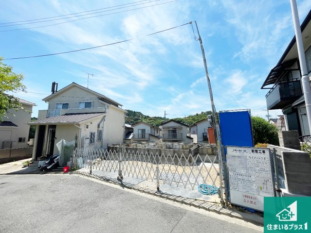 ★京都市右京区花園大藪町　第4期　新築一戸建ての外観|周辺は落ち着いた街並みの住宅地！子育てがしやすい住環境です！まだ未完成ですが、現地でしかわからない事もございます。是非一度ご覧ください。