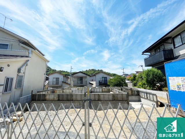 ★京都市右京区花園大藪町　第4期　新築一戸建ての外観|周辺は落ち着いた街並みの住宅地！子育てがしやすい住環境です！まだ未完成ですが、現地でしかわからない事もございます。是非一度ご覧ください。
