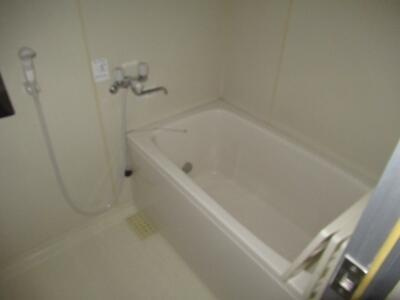 【浴室】 | フラットフォーレスト | 他の部屋の写真を使用していま… 
