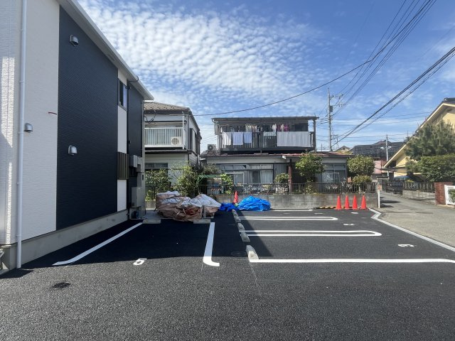 【駐車場】