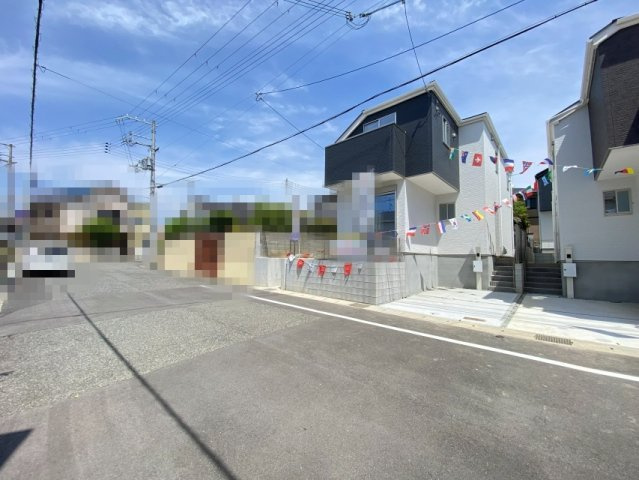 新築戸建　明石市太寺天王町の前面道路含む現地写真