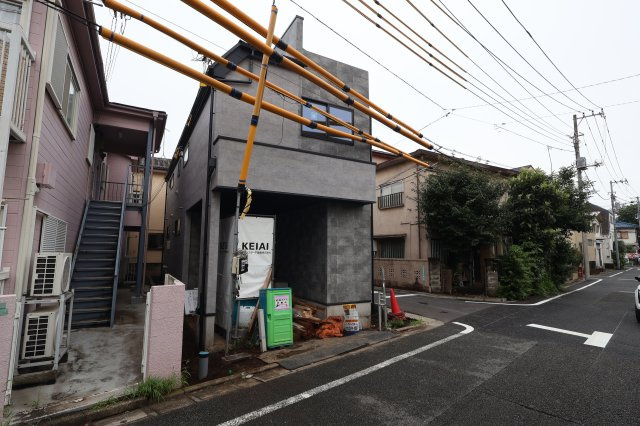 《仲介手数料無料》練馬区平和台２丁目21-5新築一戸建てケイアイグレイスの外観
