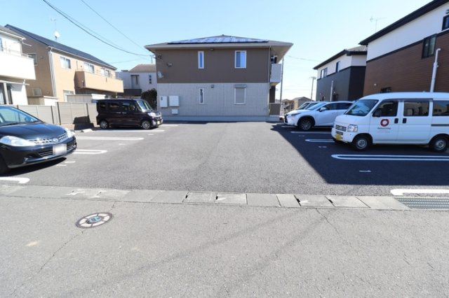 コゥジーコートの駐車場|駐車場