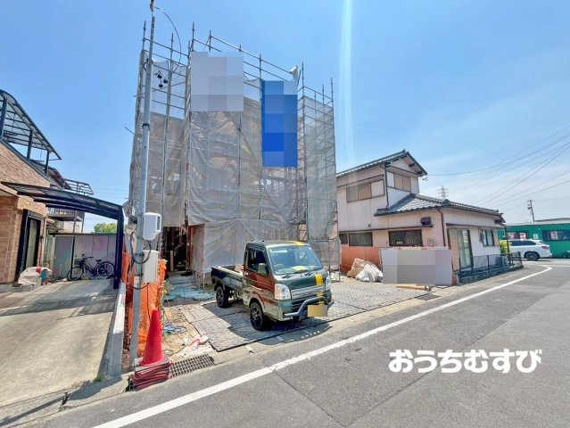 小牧市下小針中島3丁目(全1棟)の前面道路含む現地写真