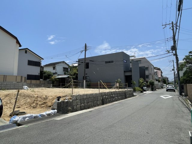 芦屋市親王塚町　売土地　約72坪の前面道路含む現地写真
