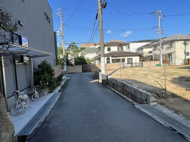 芦屋市親王塚町　売土地　約72坪の前面道路含む現地写真