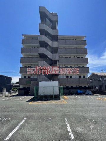 クラウンⅡ津福の外観