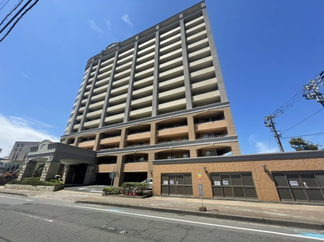 アドバンス21ベイスクエア・県庁海岸通りの外観