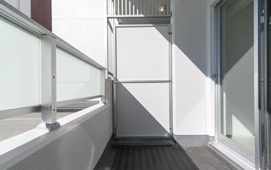 【バルコニー】