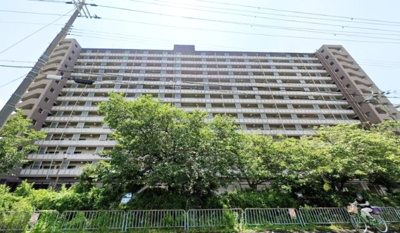 【外観】 | 武庫川はなのまち30号棟 | 大型ウォークインクローゼット・全居室収納付きでお部屋もスッキリ