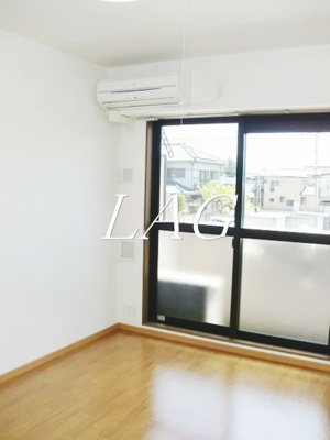 【居間・リビング】 | ラフレシール | 洋室のお部屋です。