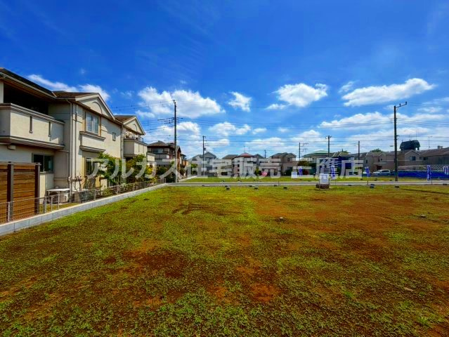 小平市鈴木町1丁目 西武新宿線 花小金井駅 売地の前面道路含む現地写真