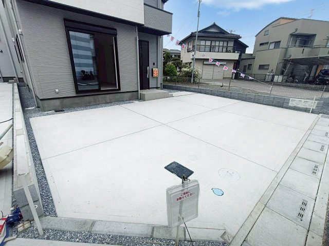 北葛飾郡松伏町　大字松伏　新築戸建　全3棟の駐車場|駐車場があります