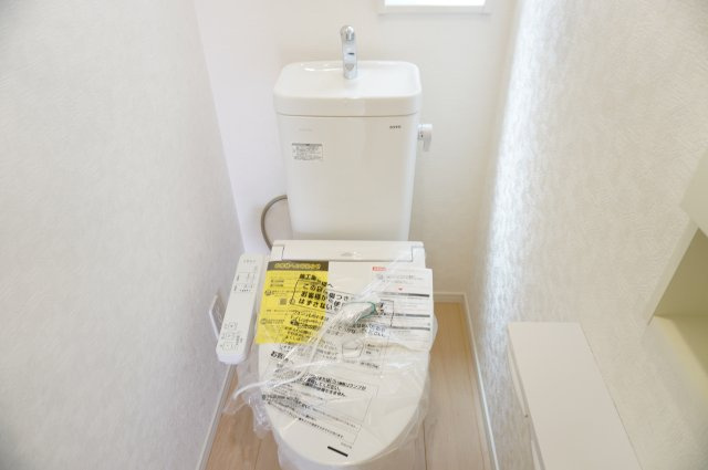 草加市瀬崎5丁目 新築分譲住宅 全10棟 3号棟のトイレ|1階