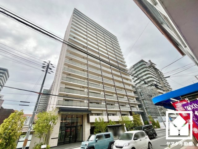 クラッシィハウス京都六地蔵ブライトタワー棟の外観