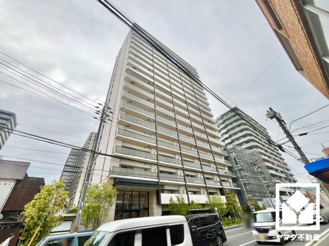 クラッシィハウス京都六地蔵ブライトタワー棟の外観