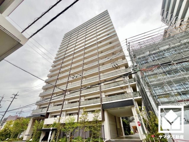 クラッシィハウス京都六地蔵ブライトタワー棟の外観