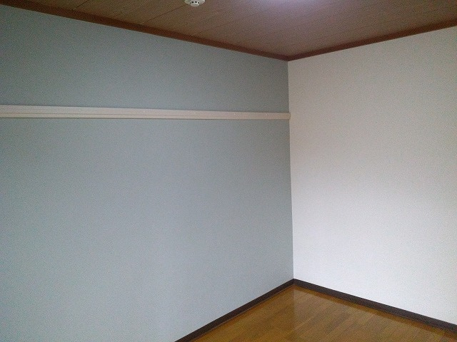 神崎ハイツＡの洋室|アクセントクロス