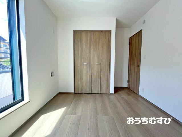 小牧市小牧1丁目137番(全1棟)の洋室