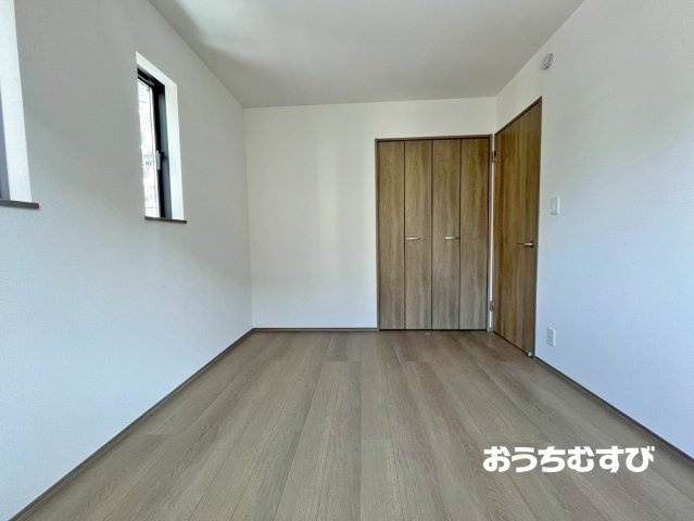 小牧市小牧1丁目137番(全1棟)の洋室