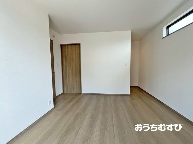 小牧市小牧1丁目137番(全1棟)の洋室