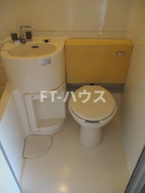 ファミーユ津田沼Ｆ棟のトイレ