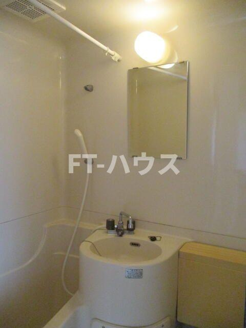 ファミーユ津田沼Ｆ棟の洗面所
