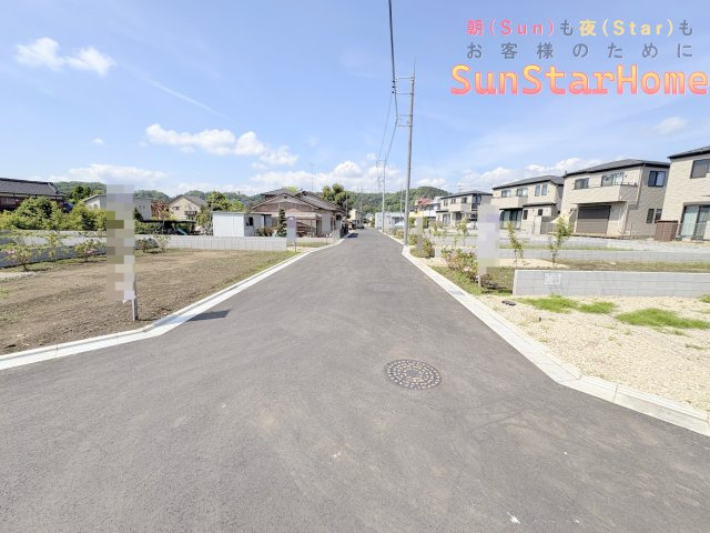 【サンスターホーム】羽村市羽加美3丁目　建築条件付売地17区画の前面道路含む現地写真