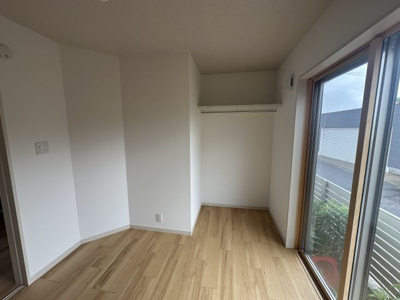 【洋室】 | 平塚町 1,700万円