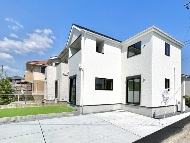 【新築戸建】藤岡森1期の外観|■外観|シンプルで洗練されたデザインは住まう人の色に染まり、個性を映し出します♪本日見学可能(*＾＾*)