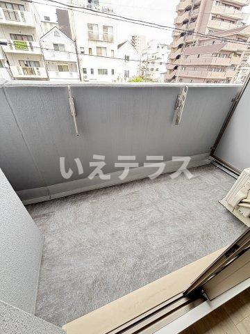 セレニテ神戸ミラクノールのバルコニー