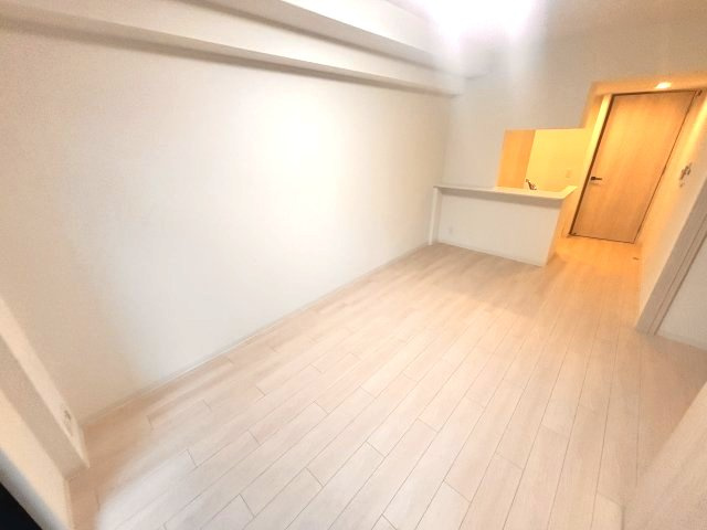 ソルテラス神戸栄町通の居間・リビング